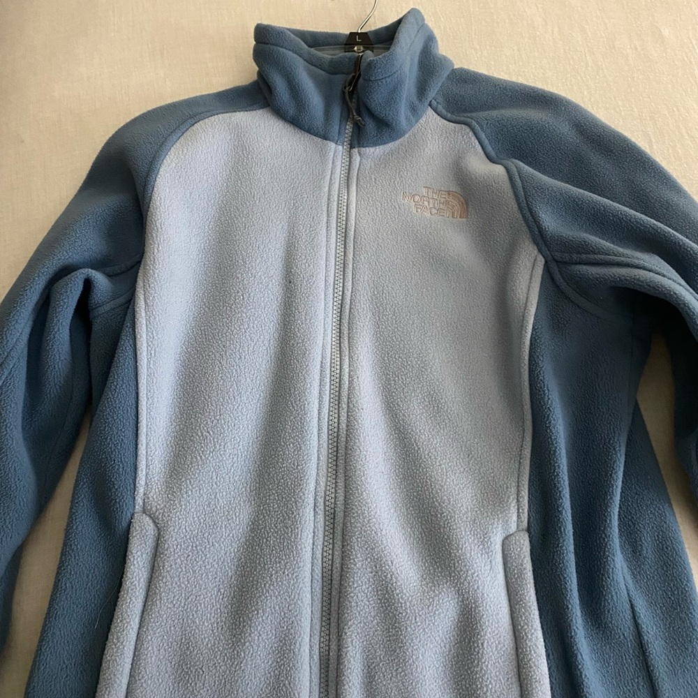 Women’s blue northface